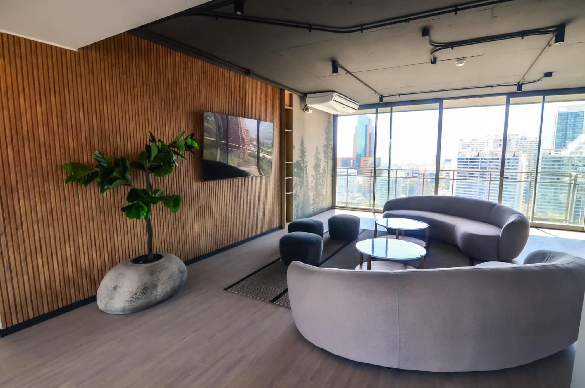 Ideal For 3 Privileged Location In Condes Apartamento *